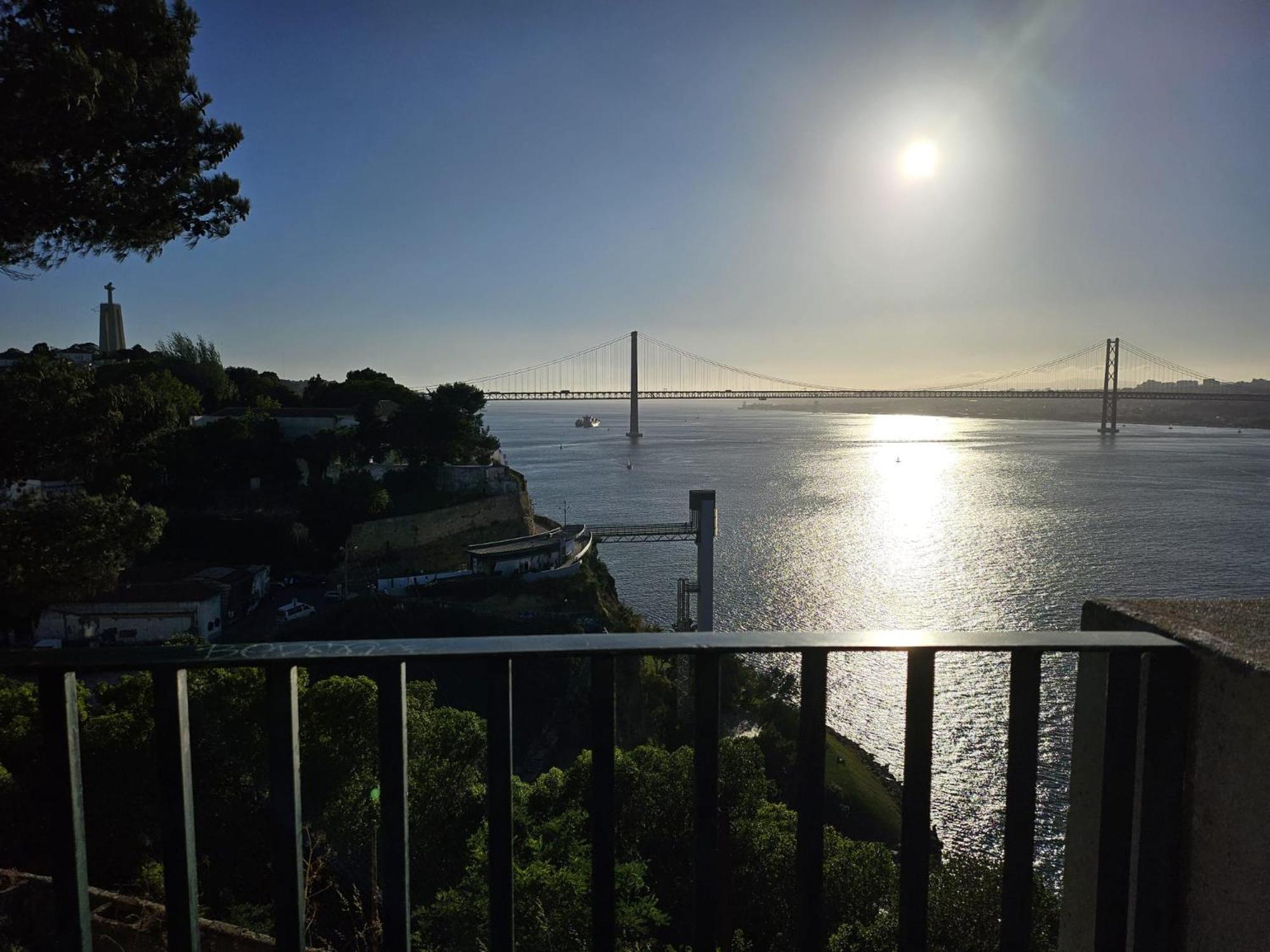 Cantinho Do Tejo Almada Exterior photo